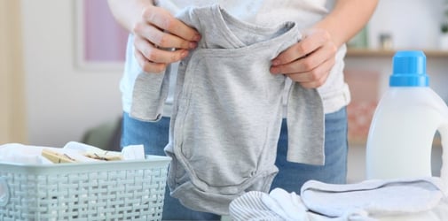 Cum puteți avea grijă de hainele copilului